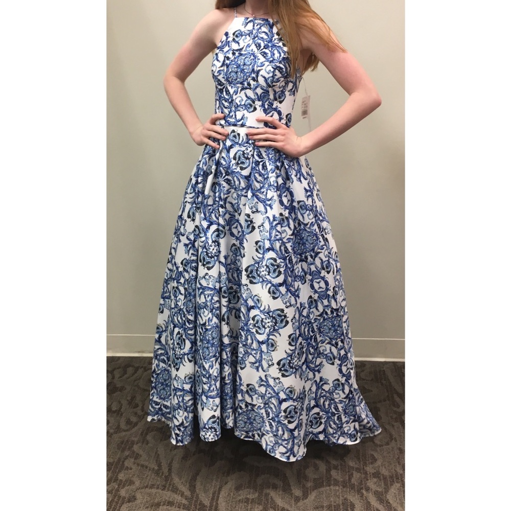 Blue/White Formal Prom Dress Full Skirt Pockets